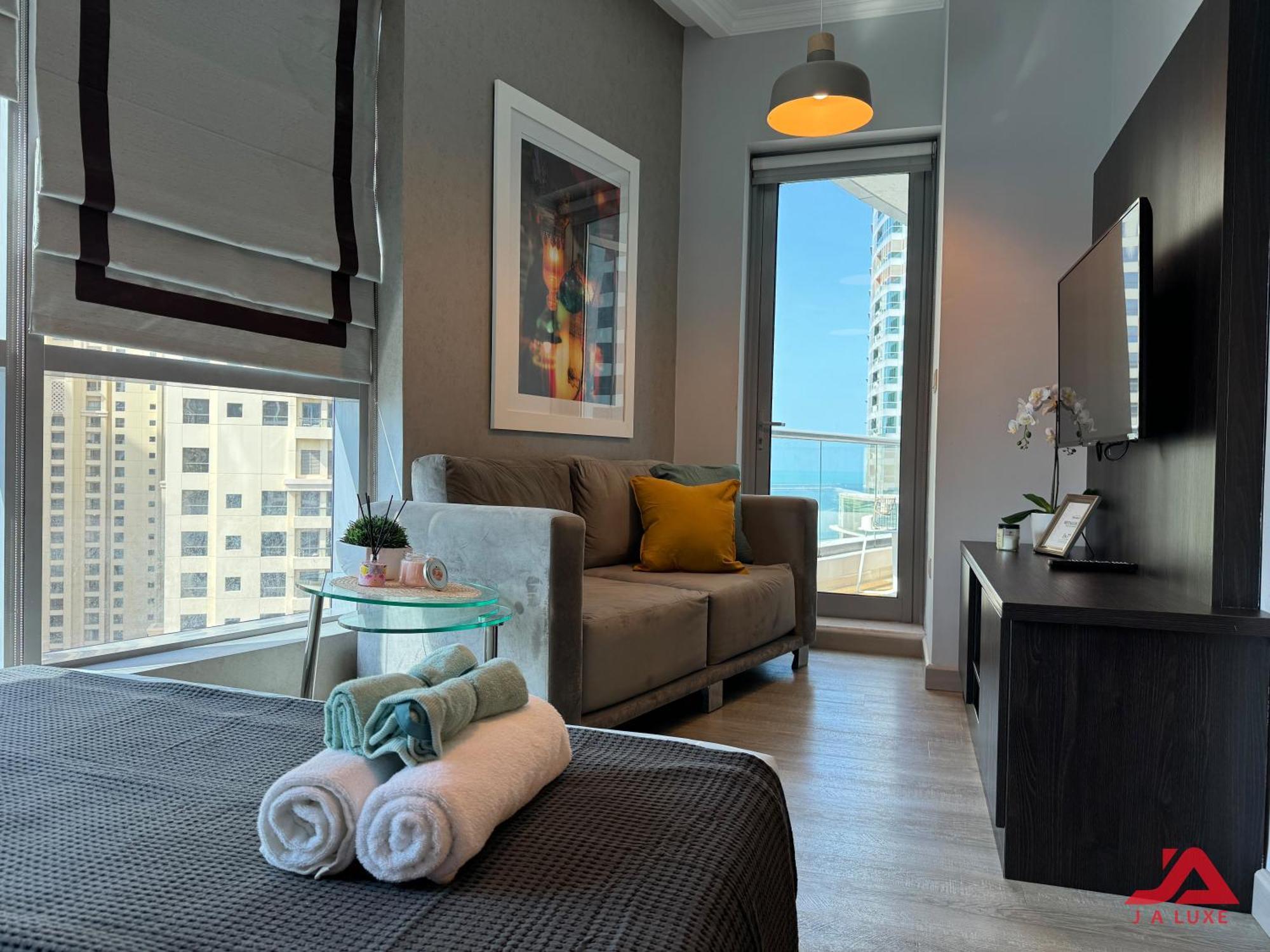 Cozy Marina & Sea View Apt In Bay Central Tower Dubai Marina With Modern Gym & Pool, Steps To Beach & Metro Buitenkant foto