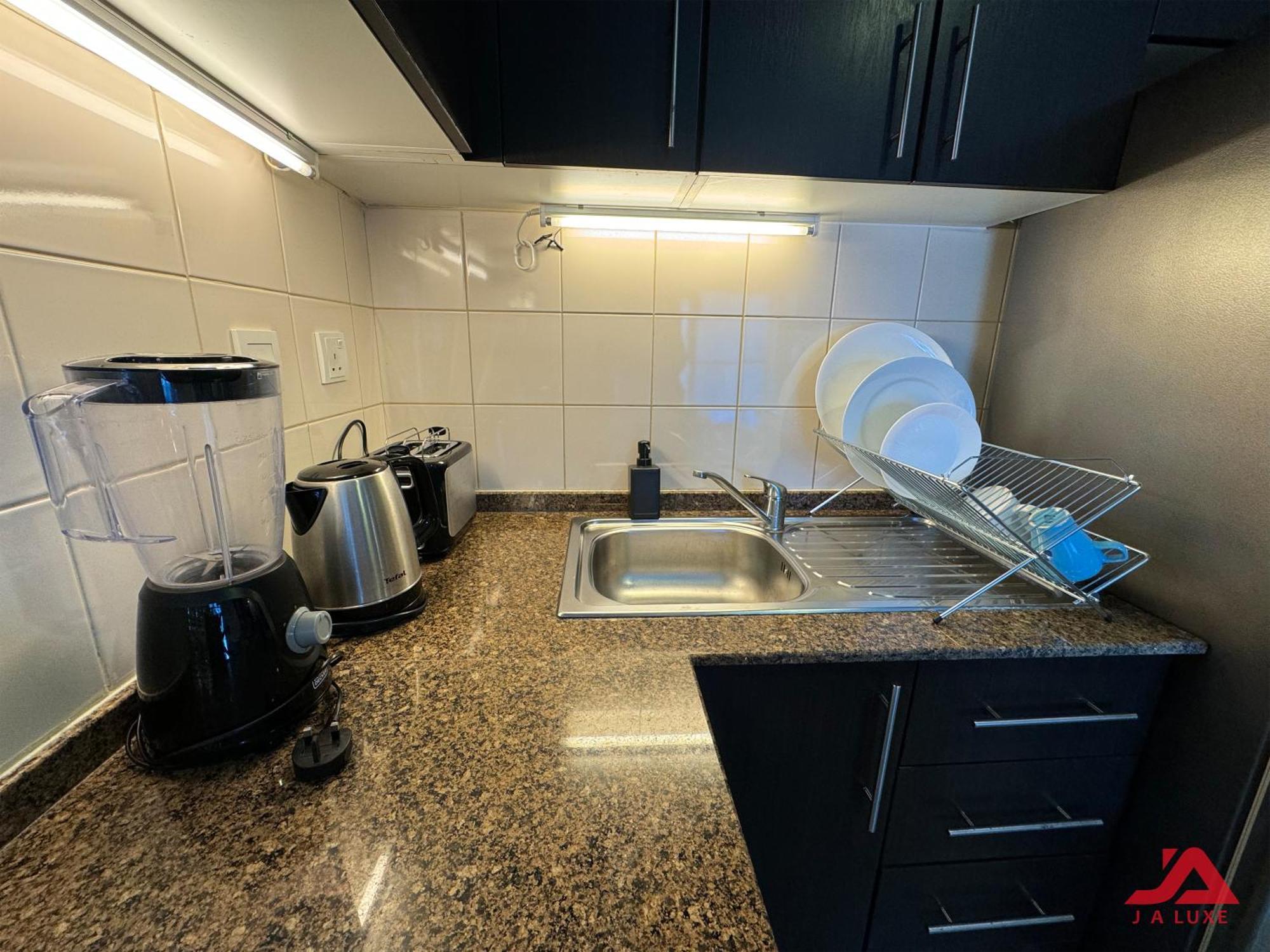 Cozy Marina & Sea View Apt In Bay Central Tower Dubai Marina With Modern Gym & Pool, Steps To Beach & Metro Buitenkant foto