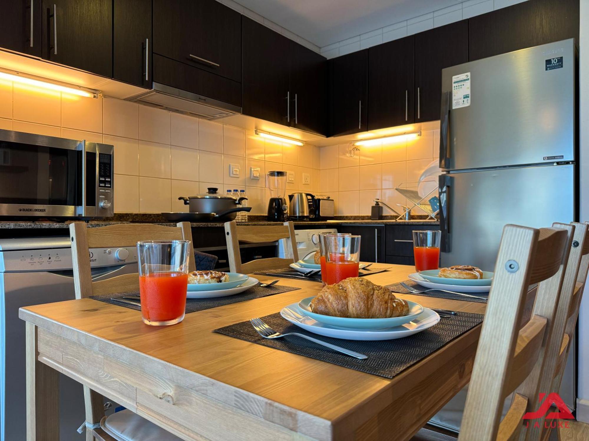 Cozy Marina & Sea View Apt In Bay Central Tower Dubai Marina With Modern Gym & Pool, Steps To Beach & Metro Buitenkant foto