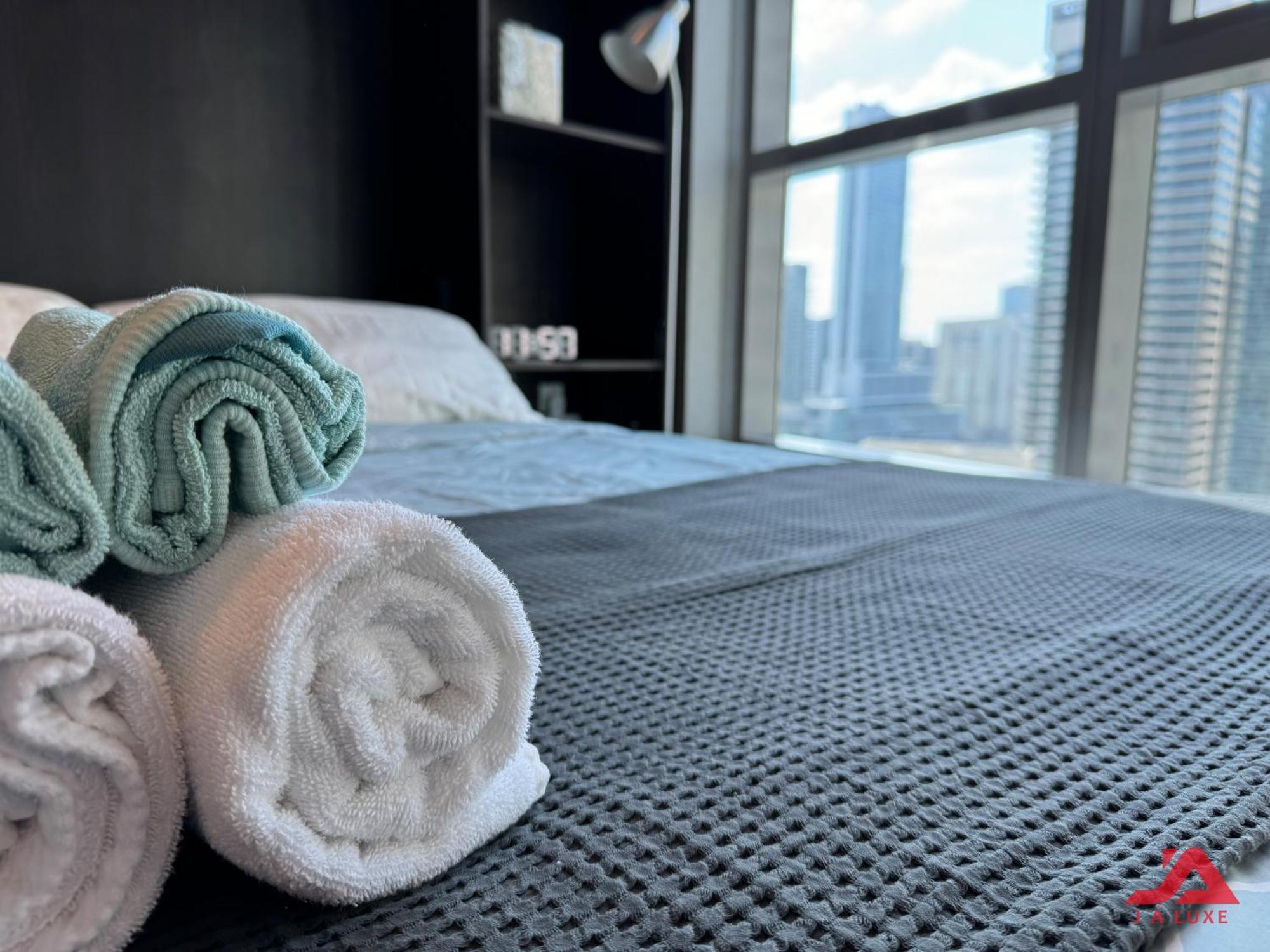 Cozy Marina & Sea View Apt In Bay Central Tower Dubai Marina With Modern Gym & Pool, Steps To Beach & Metro Buitenkant foto